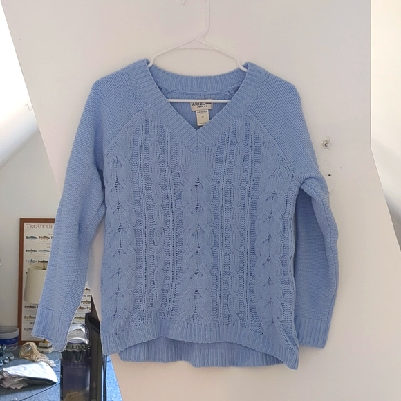 Blue cable knit sweater - Picture 1 of 3